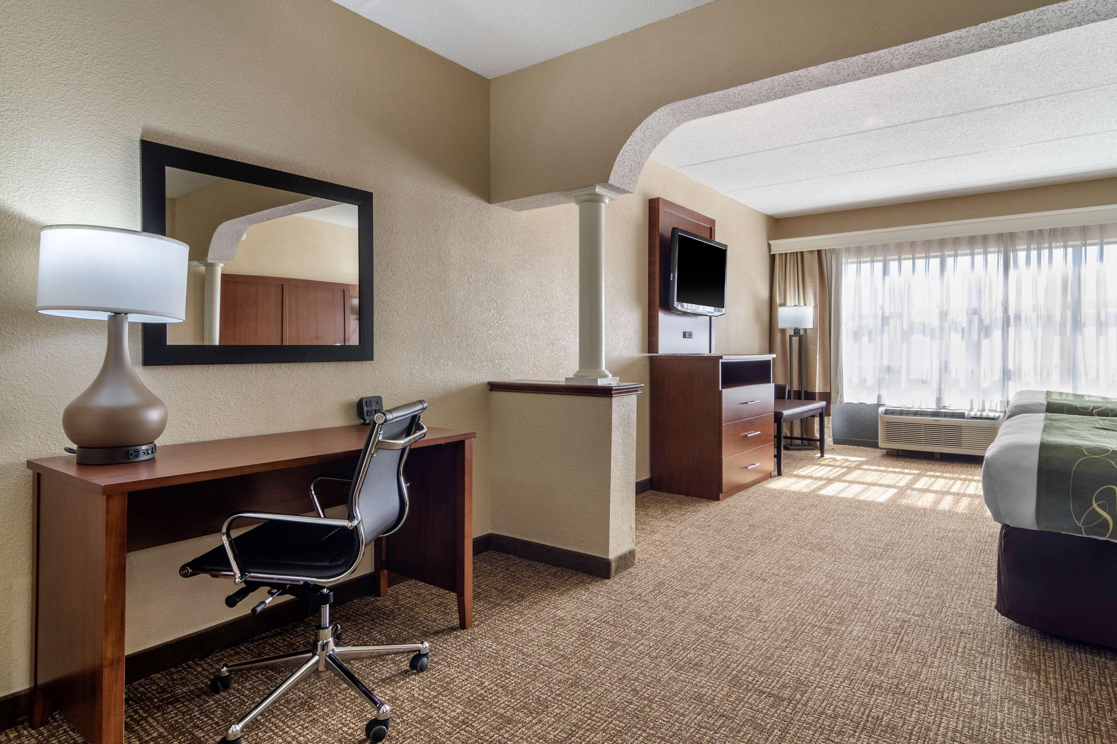 Comfort Suites Woodstock - Atlanta North Екстер'єр фото